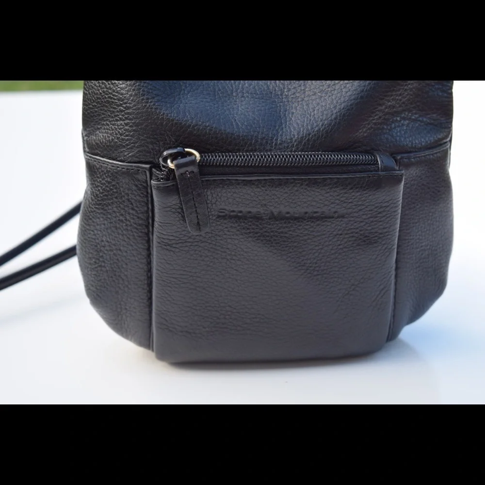 NWOT Stone Mountain Cross Body Bag
